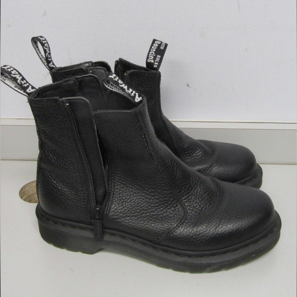 Dr. Marten Leather Chelsea Zip Boots